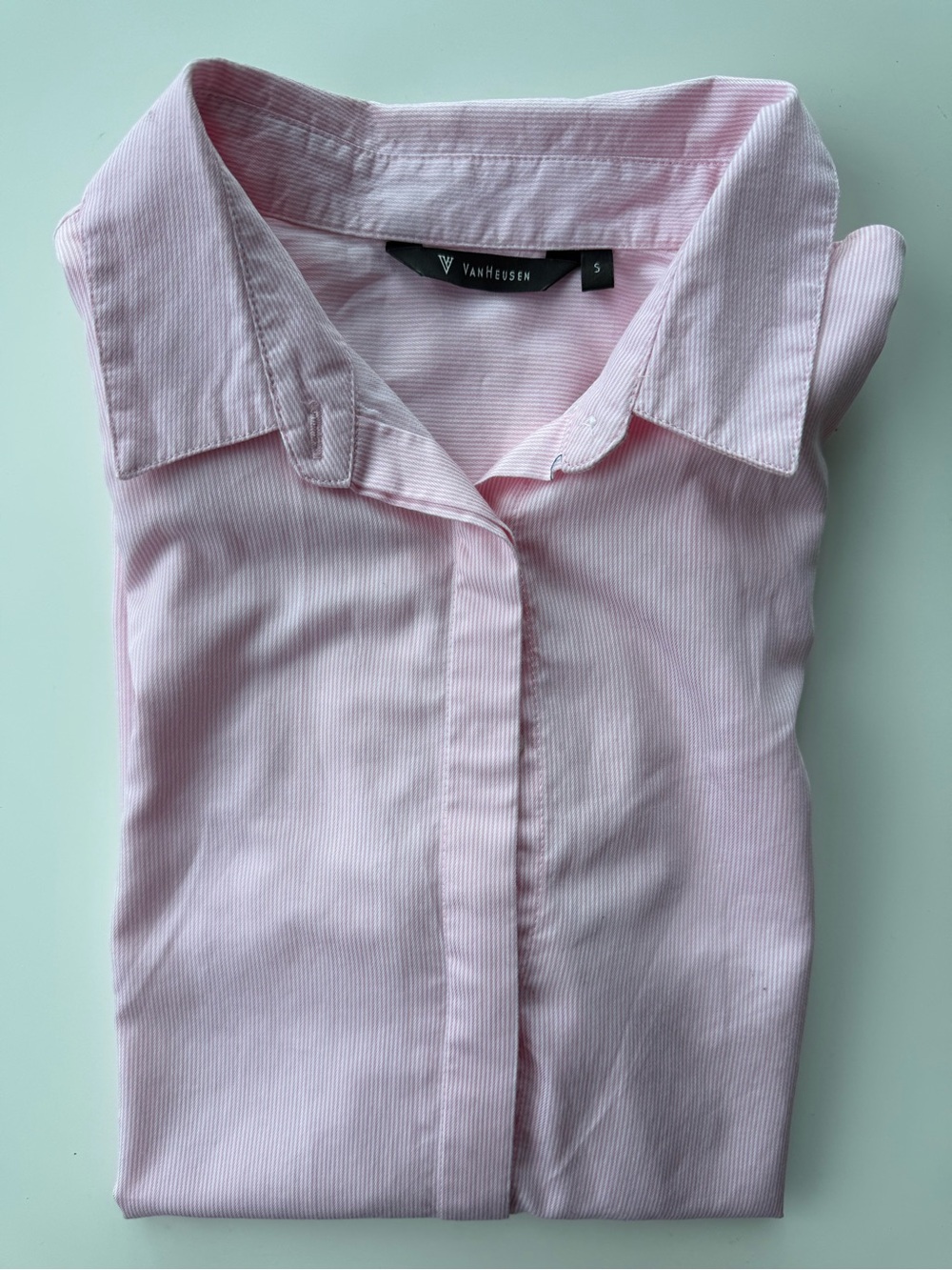 Van Heusen Light Pink Women's Button-Down Shirt